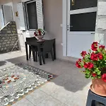 Roumeliotis House - 1 Kárpatos